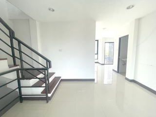 出售 3 卧室 商业空间 在 Mueang Nonthaburi, Nonthaburi