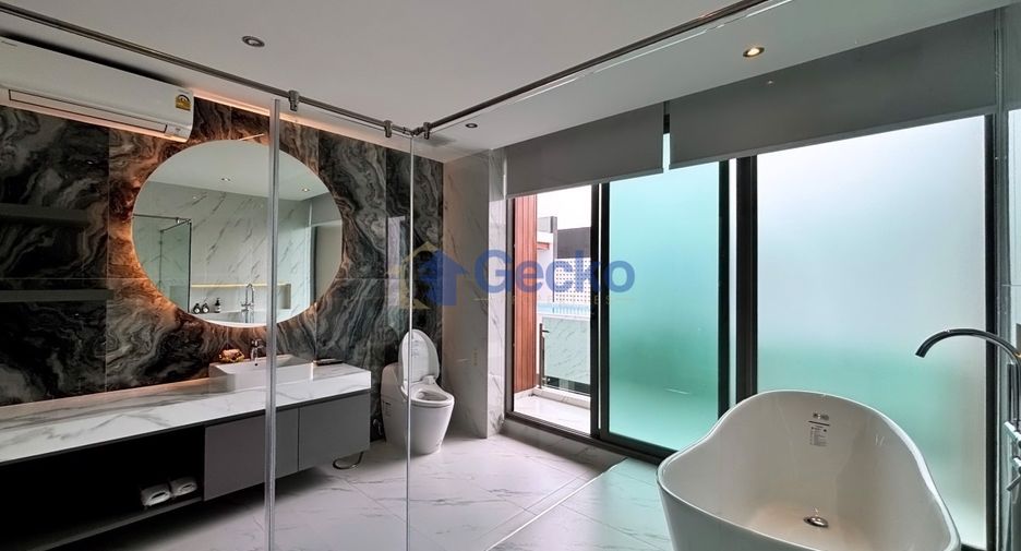 For rent 6 bedrooms house in Bang Lamung, Chonburi