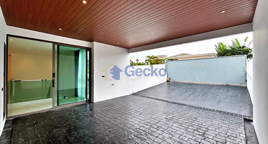 For rent 6 bedrooms house in Bang Lamung, Chonburi