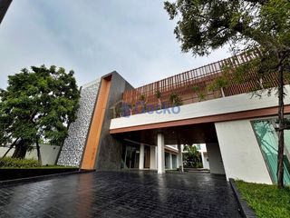 For rent 6 bedrooms house in Bang Lamung, Chonburi