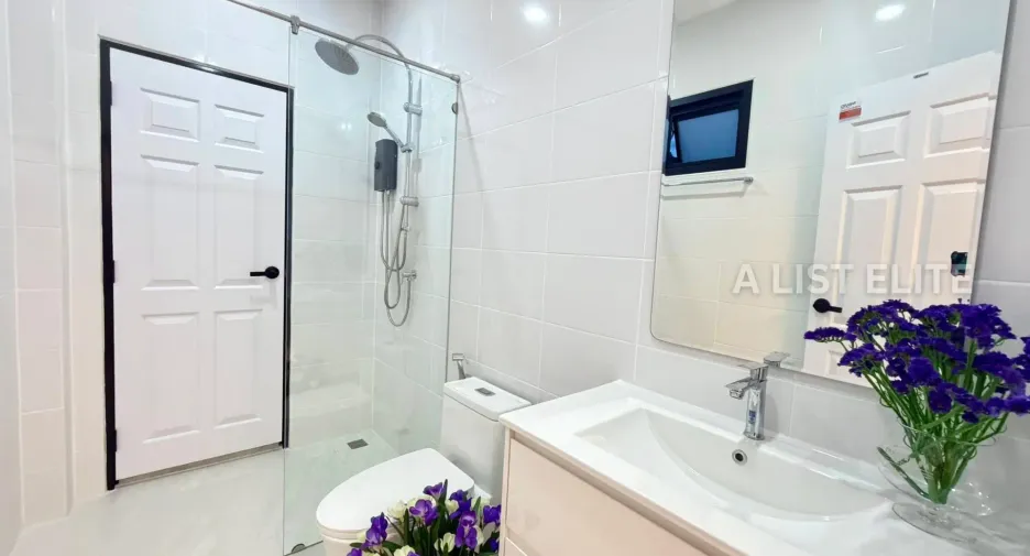 For sale 3 ベッドルーム house in East Pattaya, Pattaya