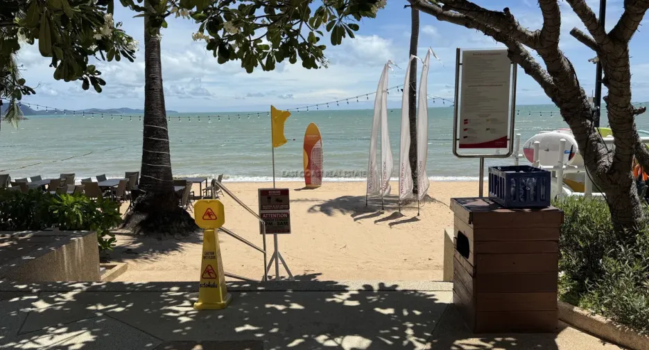 À louer et à vendre 3 chambres maison à Na Jomtien, Pattaya