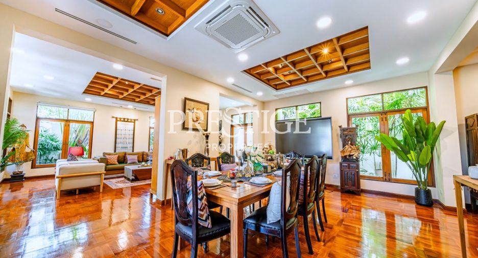 For sale 3 bedrooms house in Sattahip, Chonburi