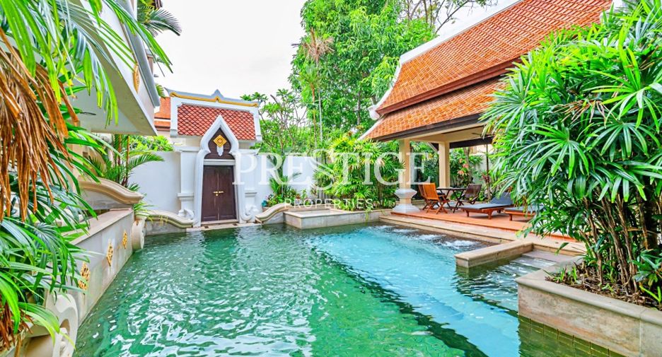 For sale 3 bedrooms house in Sattahip, Chonburi