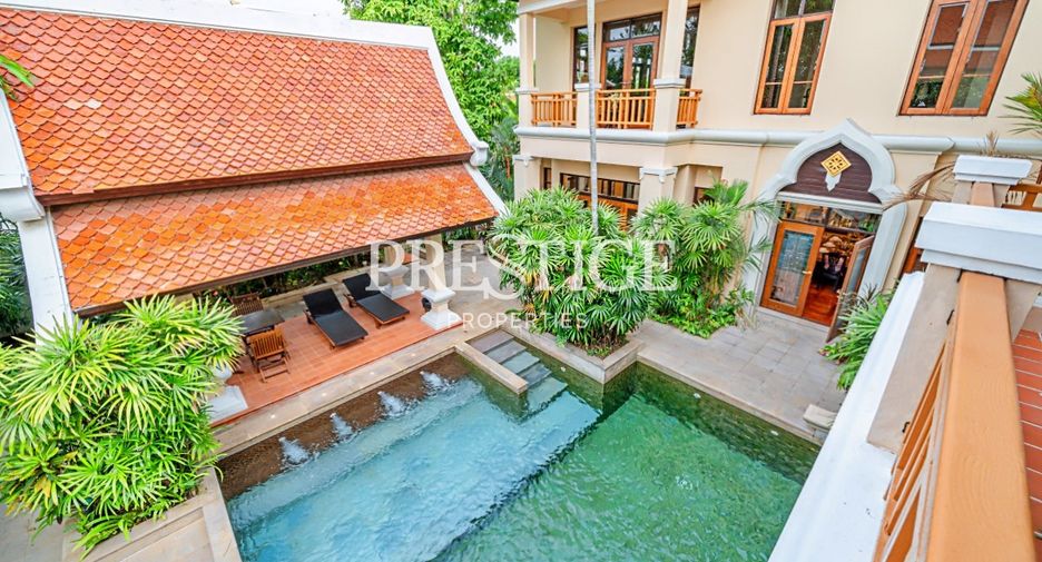 For sale 3 bedrooms house in Sattahip, Chonburi