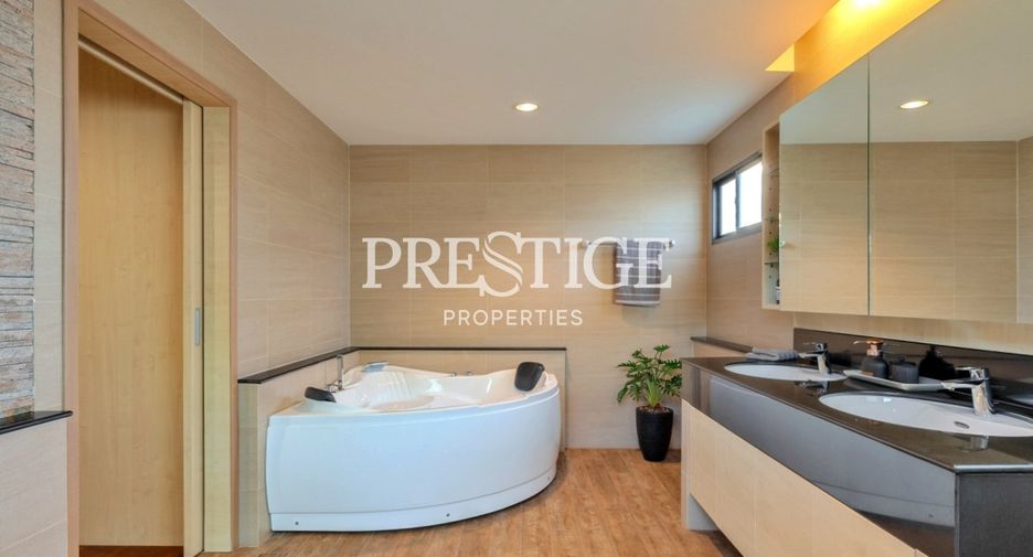 For rent 3 bedrooms house in Bang Lamung, Chonburi
