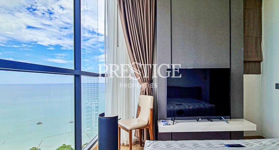 For rent 2 bedrooms condo in Pratumnak, Pattaya