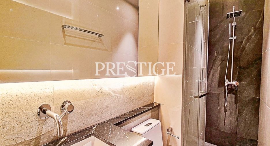 For rent 2 bedrooms condo in Pratumnak, Pattaya