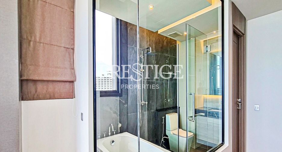 For rent 2 bedrooms condo in Pratumnak, Pattaya