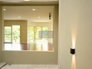 For sale 5 bedrooms townhouse in Huai Khwang, Bangkok