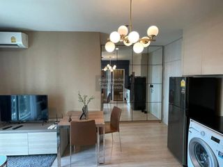 Продажа 2 спальни кондо в Хуаи Кхщанг, Бангкок