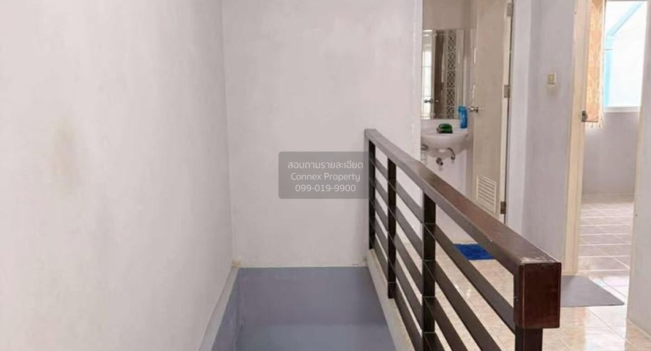 For sale 3 bedrooms townhouse in Mueang Samut Sakhon, Samut Sakhon
