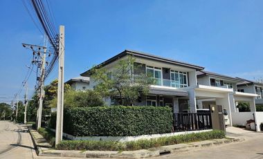 Haus zum Kauf mit 4 Zimmer in Prawet, Bangkok