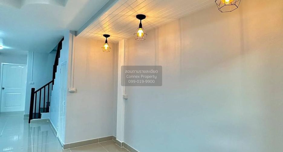 For sale 3 bedrooms townhouse in Sai Noi, Nonthaburi