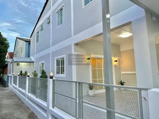For sale 3 ベッドルーム townhouse in Sai Noi, Nonthaburi