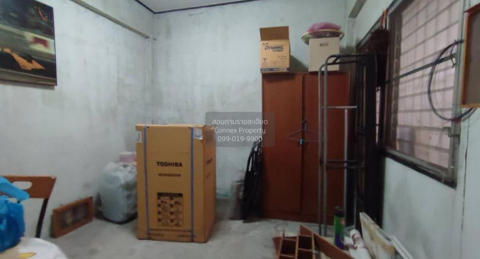 For sale 3 bedrooms house in Bang Khun Thian, Bangkok