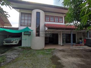 For sale 3 bedrooms house in Bang Khun Thian, Bangkok