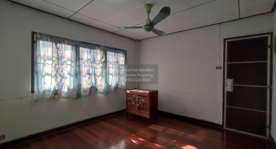 For sale 3 bedrooms house in Bang Khun Thian, Bangkok