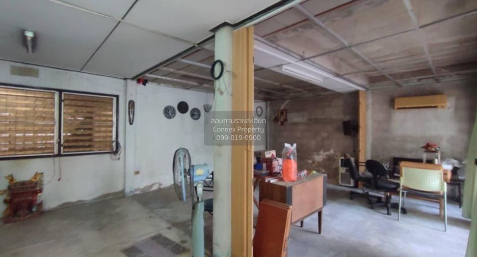 For sale 3 bedrooms house in Bang Khun Thian, Bangkok