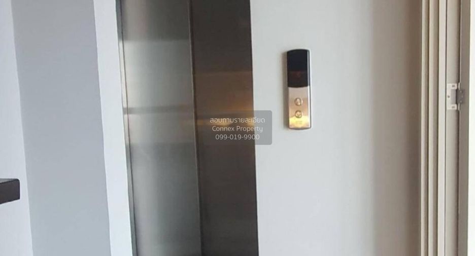 For sale 3 bedrooms townhouse in Samphanthawong, Bangkok