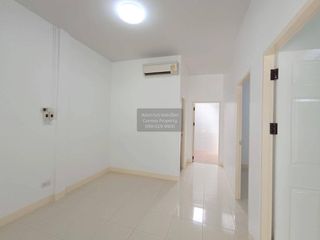 For sale 2 bedrooms townhouse in Sai Noi, Nonthaburi
