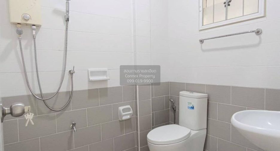 For sale 2 bedrooms townhouse in Sai Noi, Nonthaburi