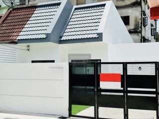 Продажа 3 спальни дом в Банг Кхае, Бангкок