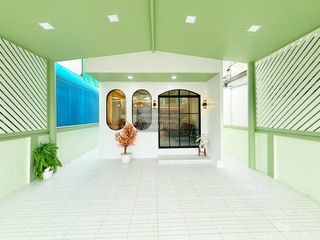 Reihenhaus zum Kauf mit 3 Zimmer in Nong Chok, Bangkok