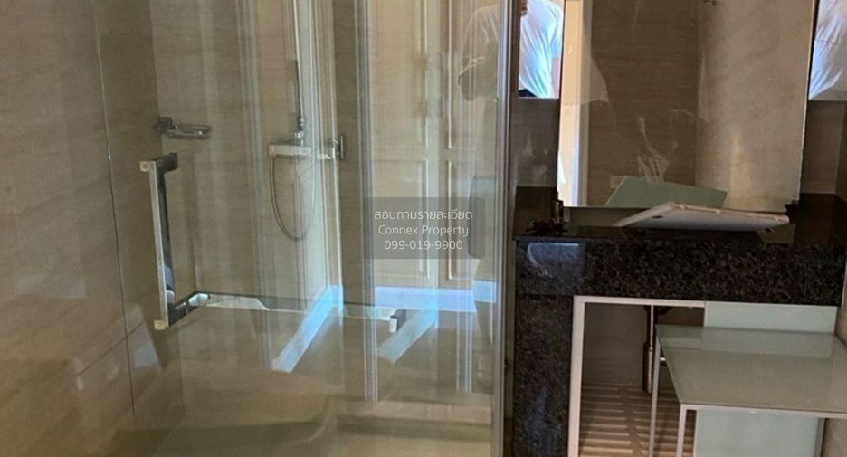 Condo en venta de 2 habitaciones en Khlong Toei, Bangkok