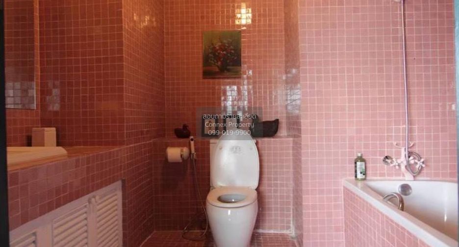 For sale 2 bedrooms condo in Watthana, Bangkok