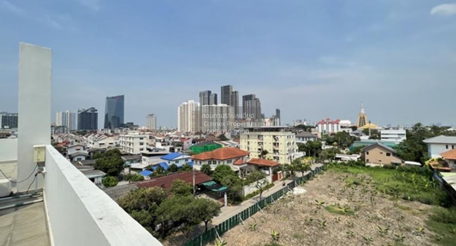 For sale 15 bedrooms office in Bang Na, Bangkok