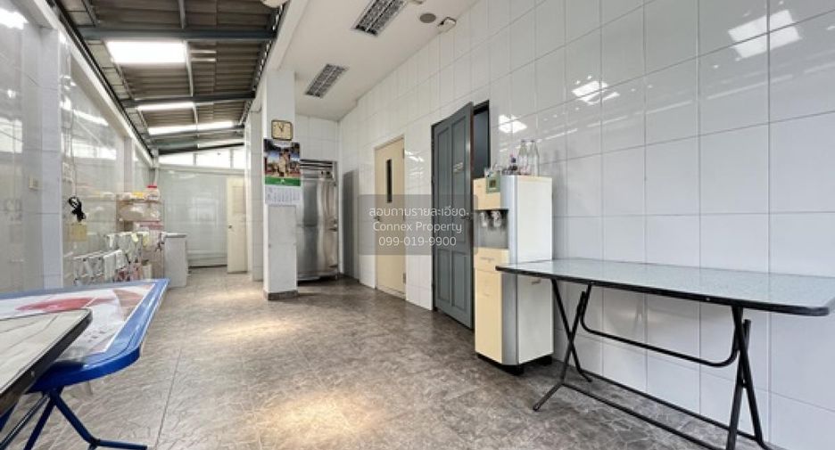 For sale 15 bedrooms office in Bang Na, Bangkok