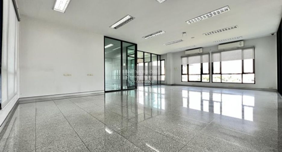 For sale 15 bedrooms office in Bang Na, Bangkok