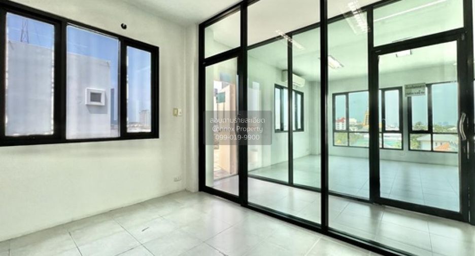 For sale 15 bedrooms office in Bang Na, Bangkok