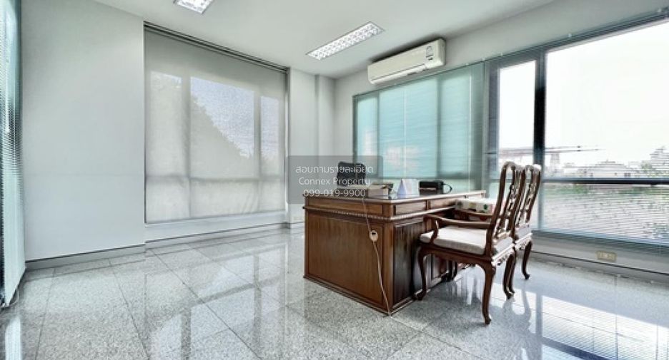 For sale 15 bedrooms office in Bang Na, Bangkok
