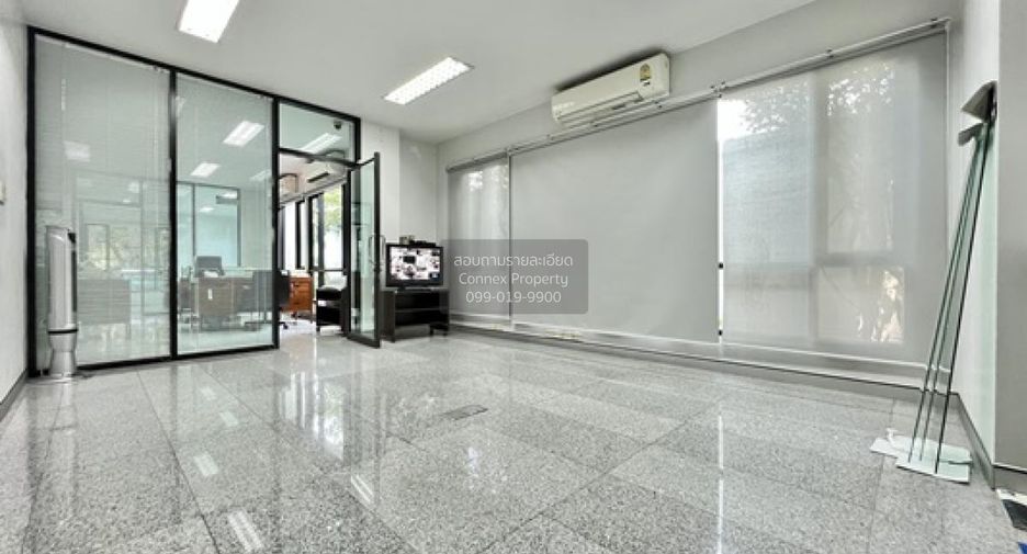 For sale 15 bedrooms office in Bang Na, Bangkok