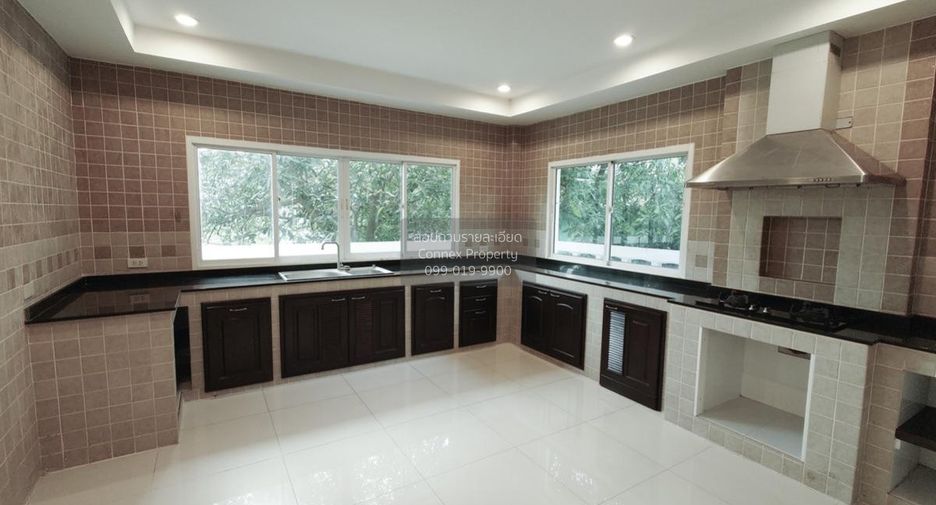 For sale 5 ベッドルーム house in Phra Samut Chedi, Samut Prakan