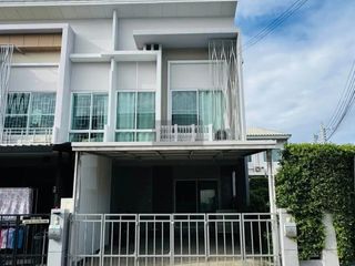 For sale 3 ベッドルーム townhouse in Mueang Nonthaburi, Nonthaburi