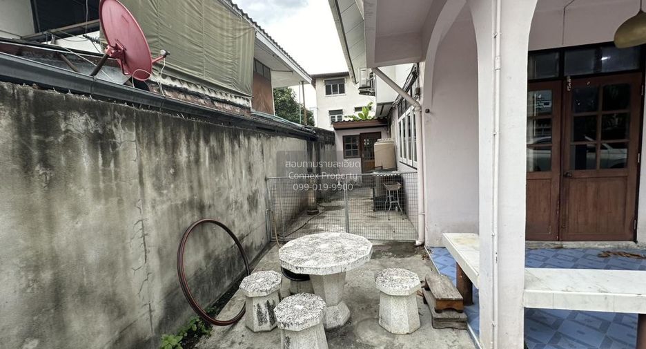 For sale 3 bedrooms house in Phasi Charoen, Bangkok