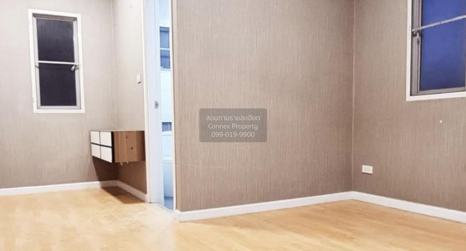 For sale 4 bedrooms townhouse in Prawet, Bangkok