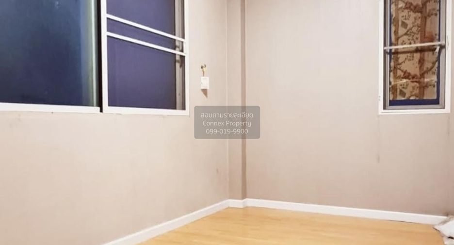 For sale 4 bedrooms townhouse in Prawet, Bangkok