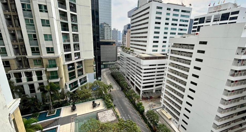 Wohnung zur Miete mit 3 Zimmer in Huai Khwang, Bangkok