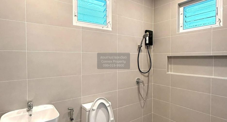 For rent 5 bedrooms house in Bang Phli, Samut Prakan
