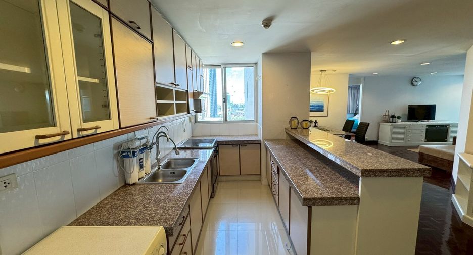 For rent and for sale 2 bedrooms condo in Watthana, Bangkok