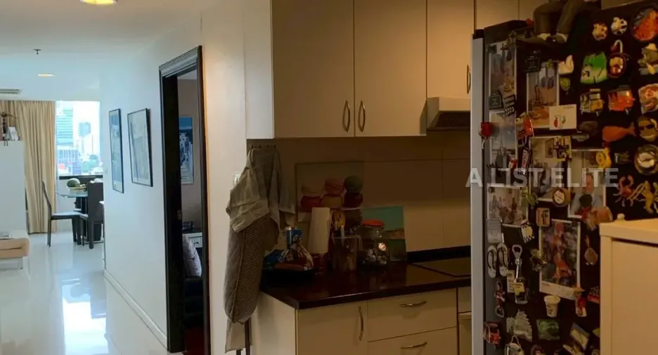 For sale 2 bedrooms condo in Khlong Toei, Bangkok