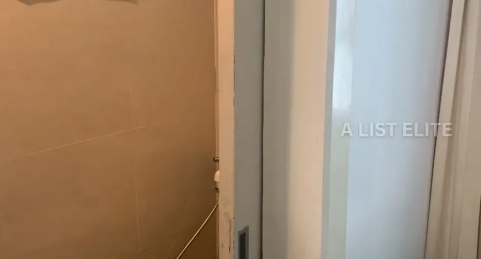 For sale 2 bedrooms condo in Khlong Toei, Bangkok
