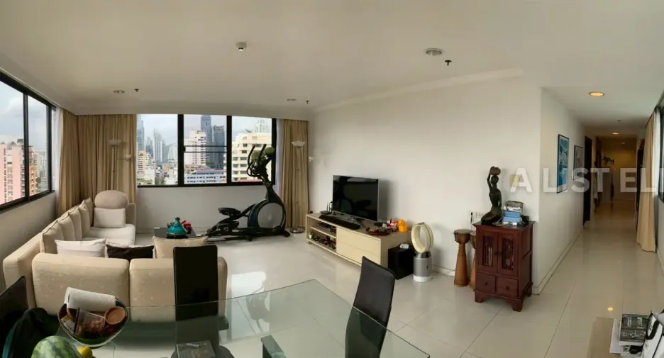 For sale 2 bedrooms condo in Khlong Toei, Bangkok