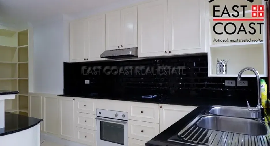 For rent and for sale 3 bedrooms house in Bang Lamung, Chonburi