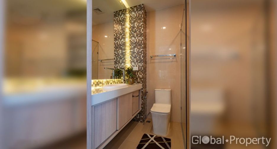À vendre 2 chambres condo à South Pattaya, Pattaya