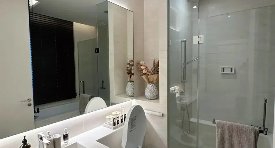 For sale 1 bed condo in Khlong Toei, Bangkok